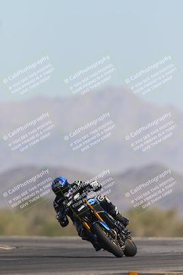 media/Oct-26-2025-Race Pace (Sun) [[c1447ca738]]/Non Verified (1st 20 Minutes of every Hour)/4-Turn 14 (1110am)/